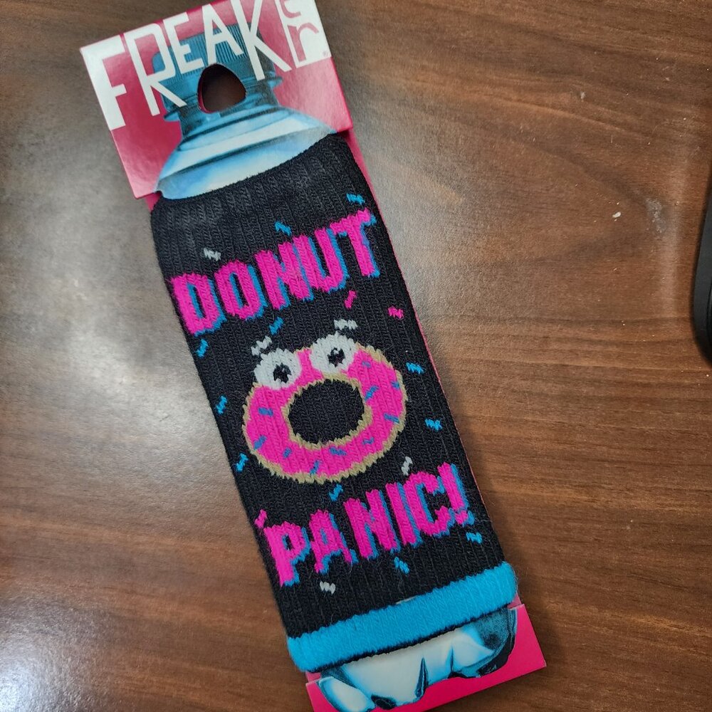 FREAKER Donut Panic Bottle Insulator Can Cup Sweater Koozie NWT - Picture 2 of 4